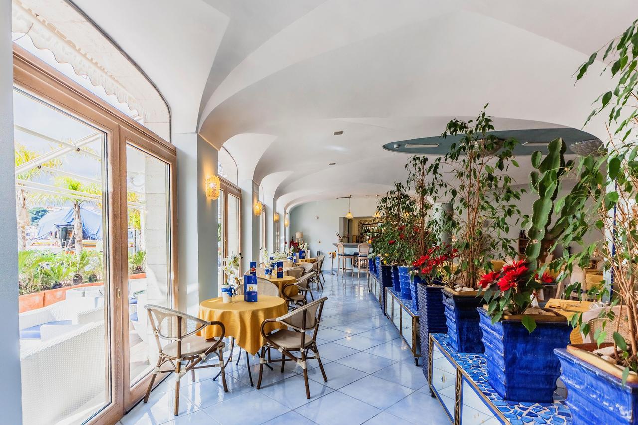 Aragona Palace Hotel & Spa Иския Екстериор снимка