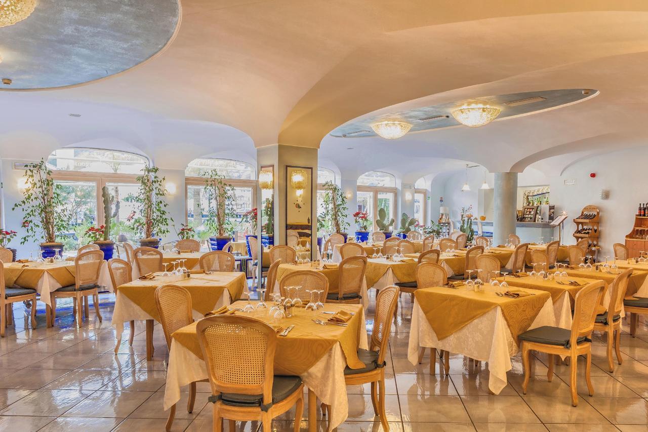 Aragona Palace Hotel & Spa Иския Екстериор снимка