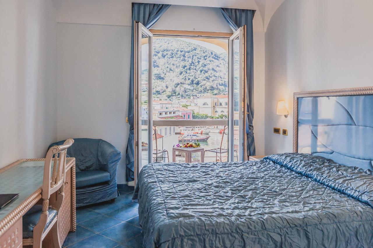 Aragona Palace Hotel & Spa Иския Екстериор снимка